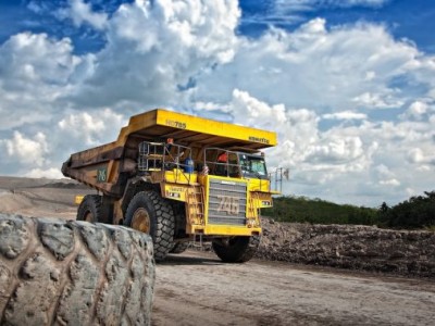 Expedited Shipping vs UPS: Everything You Need to Know